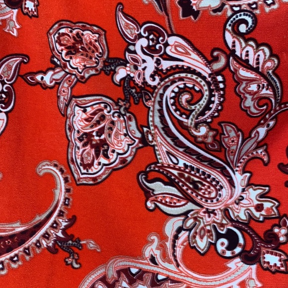 NY&C Red Orange Patterned Long Sleeve Blouse - LARGE - Picture 4 of 5